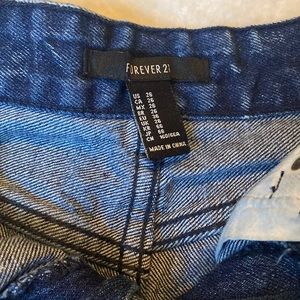 🚛 Forever 21 Cheeky Jean Shorts  🍑